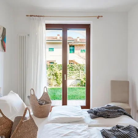 Luci Sul Apartment Sirmione